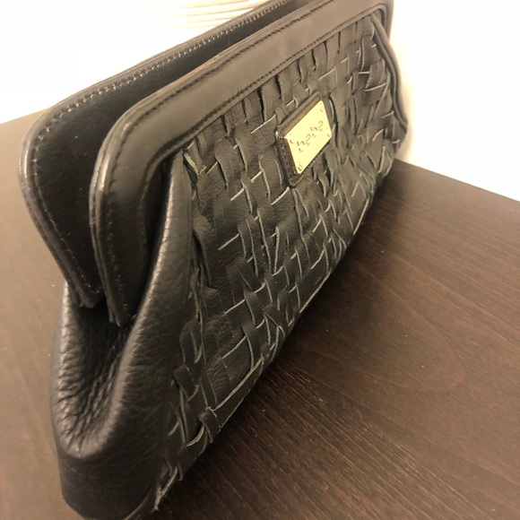 Bebe Black clutch - Picture 7 of 8